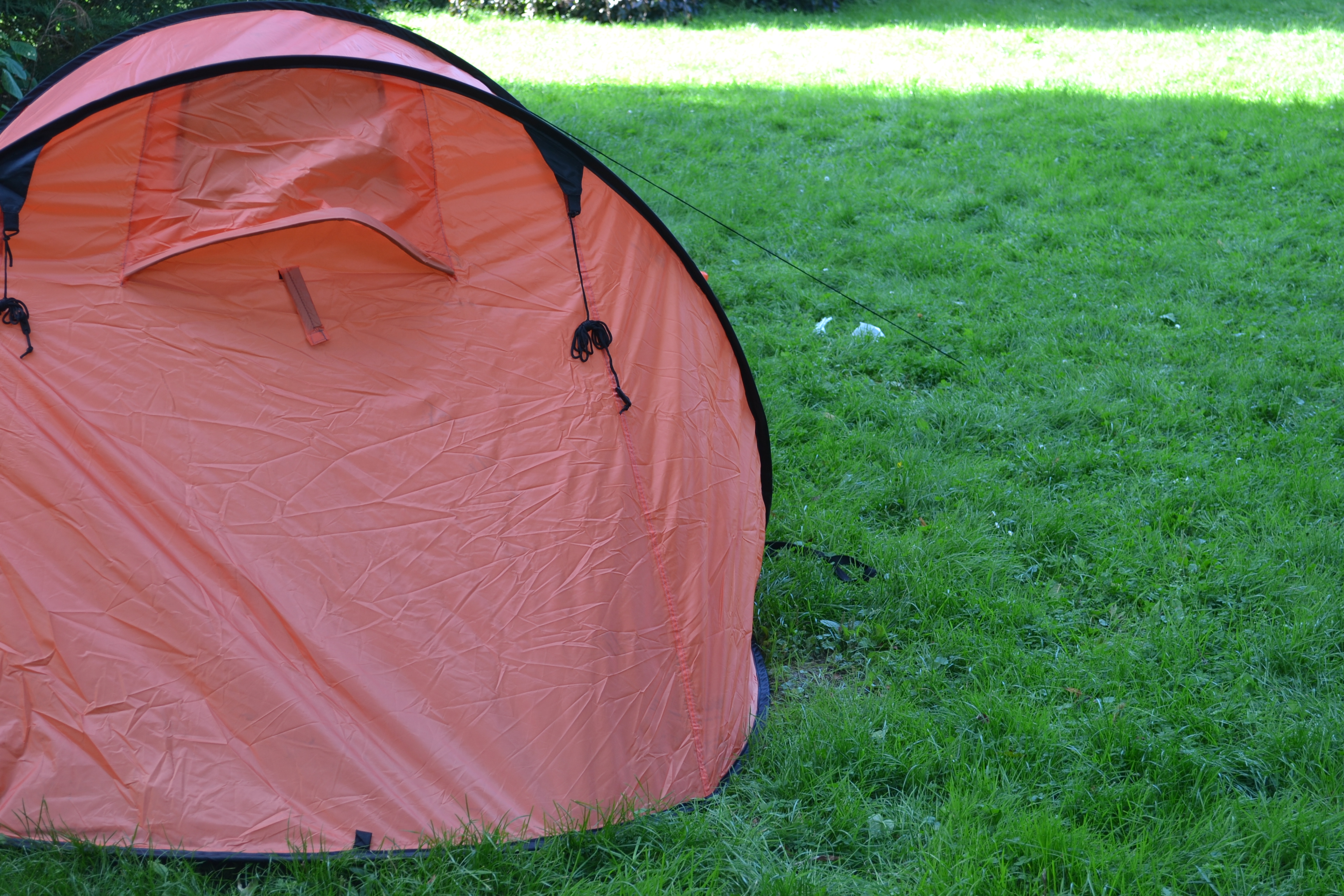 Wurfzelt Sekundenzelt 2-3 Person Outdoor Campingzelt Tent Pop Up 245x145x110cm Orange